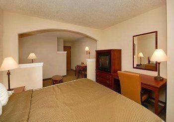 Hotel Quality Sherman